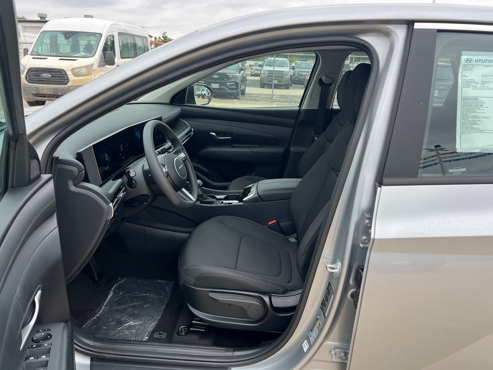 2026 Hyundai TUCSON SE FWD