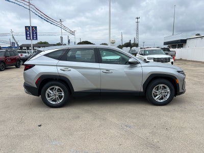 2026 Hyundai TUCSON SE FWD