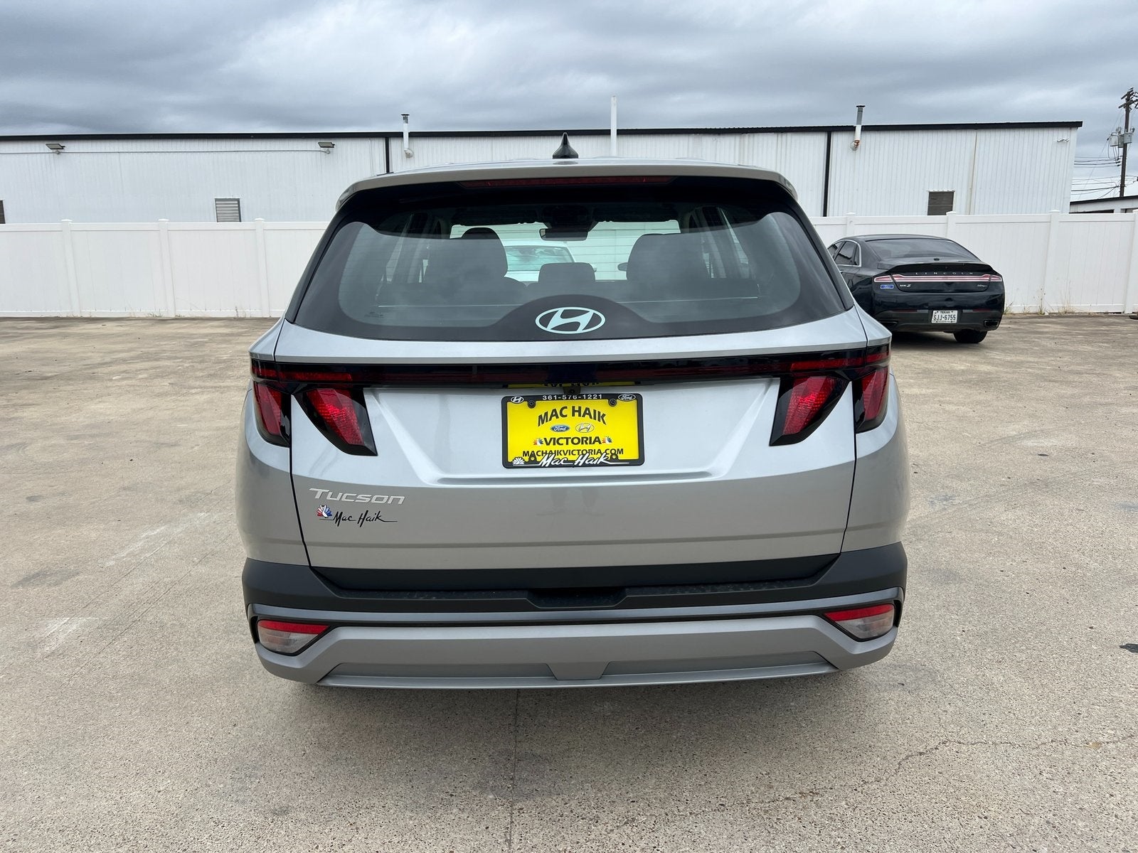 2026 Hyundai TUCSON SE FWD