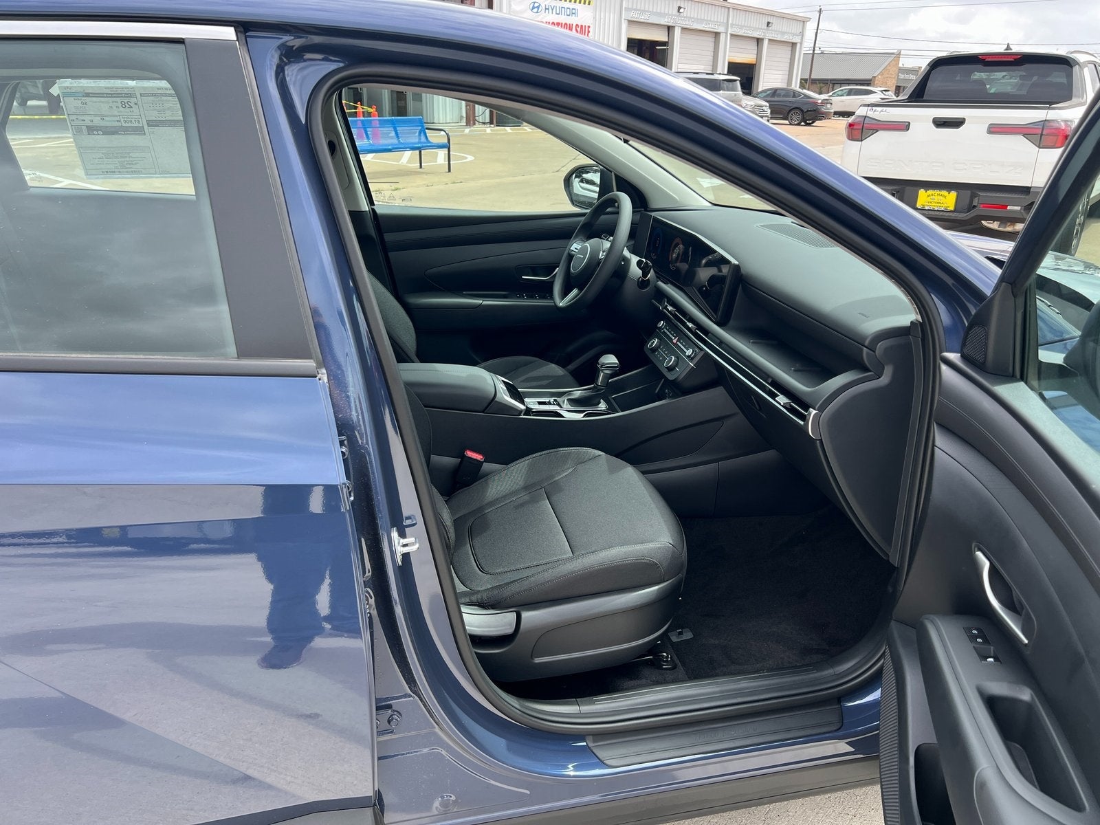 2025 Hyundai TUCSON SE FWD