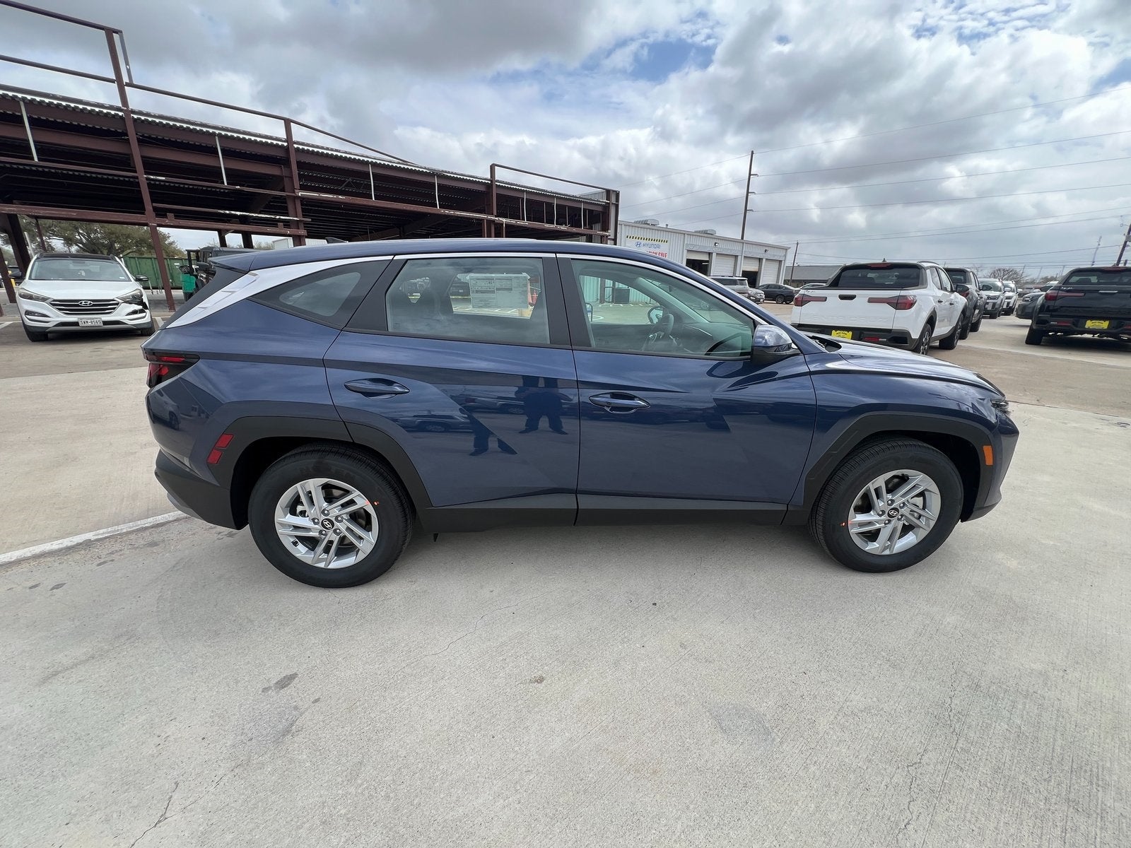 2025 Hyundai TUCSON SE FWD