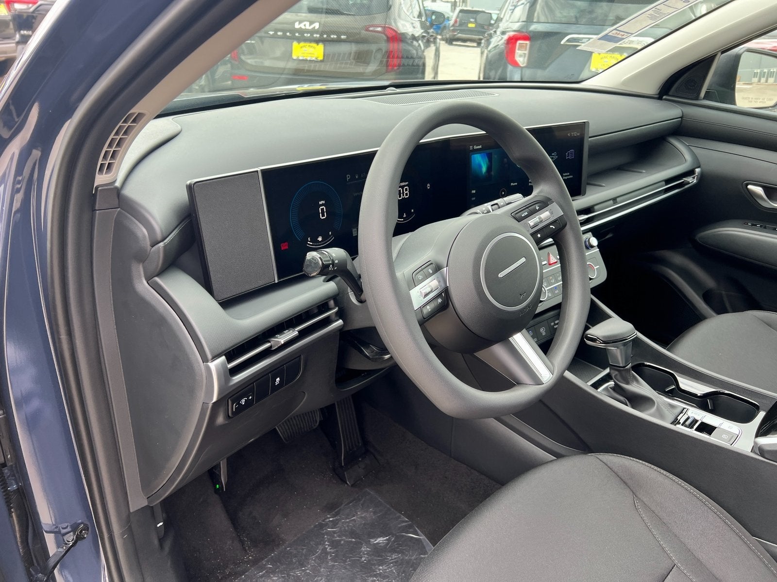 2025 Hyundai TUCSON SE FWD