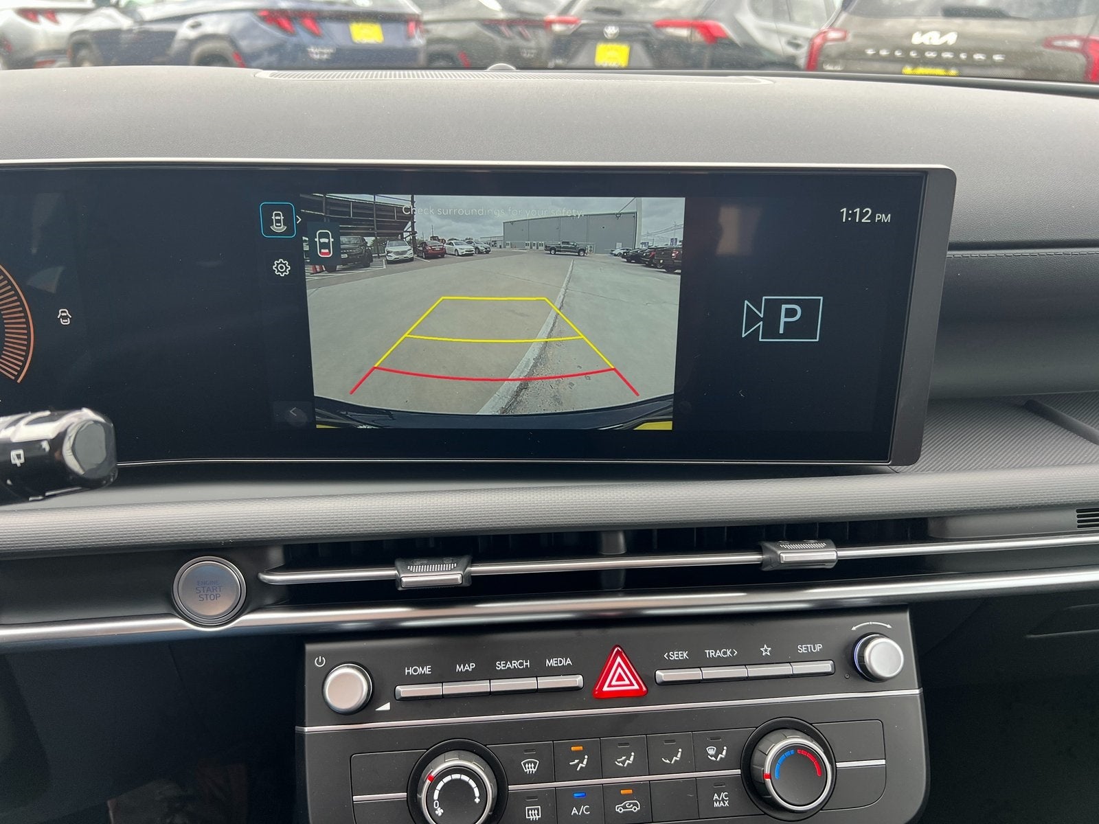 2025 Hyundai TUCSON SE FWD