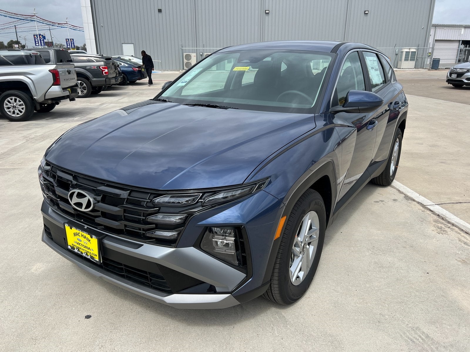 2025 Hyundai TUCSON SE FWD