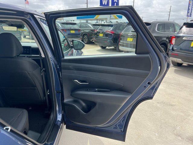 2025 Hyundai TUCSON SE FWD