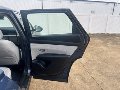 2026 Hyundai TUCSON SE FWD