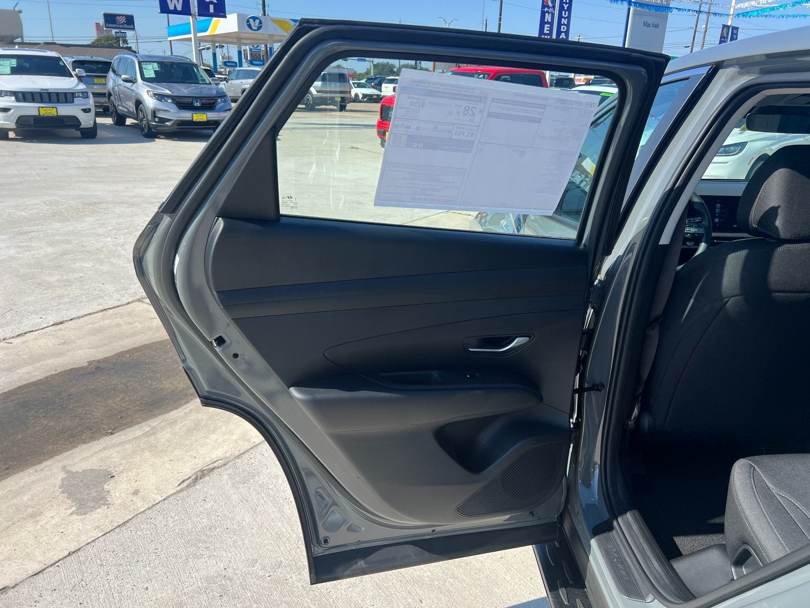 2026 Hyundai TUCSON SE FWD