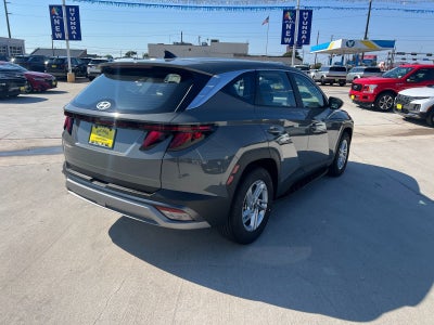 2026 Hyundai TUCSON SE FWD
