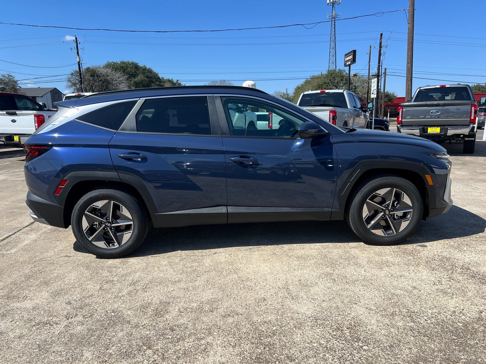 2026 Hyundai TUCSON SEL FWD