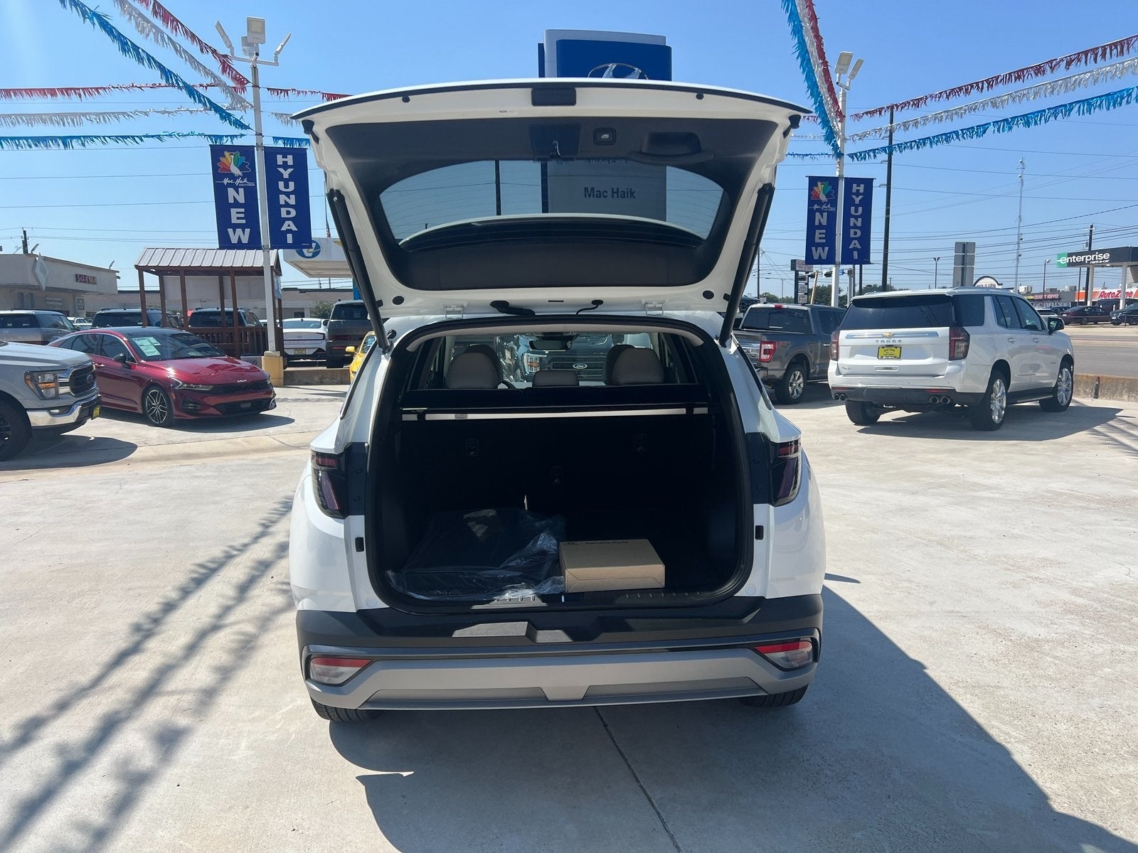 2026 Hyundai TUCSON SEL Premium FWD