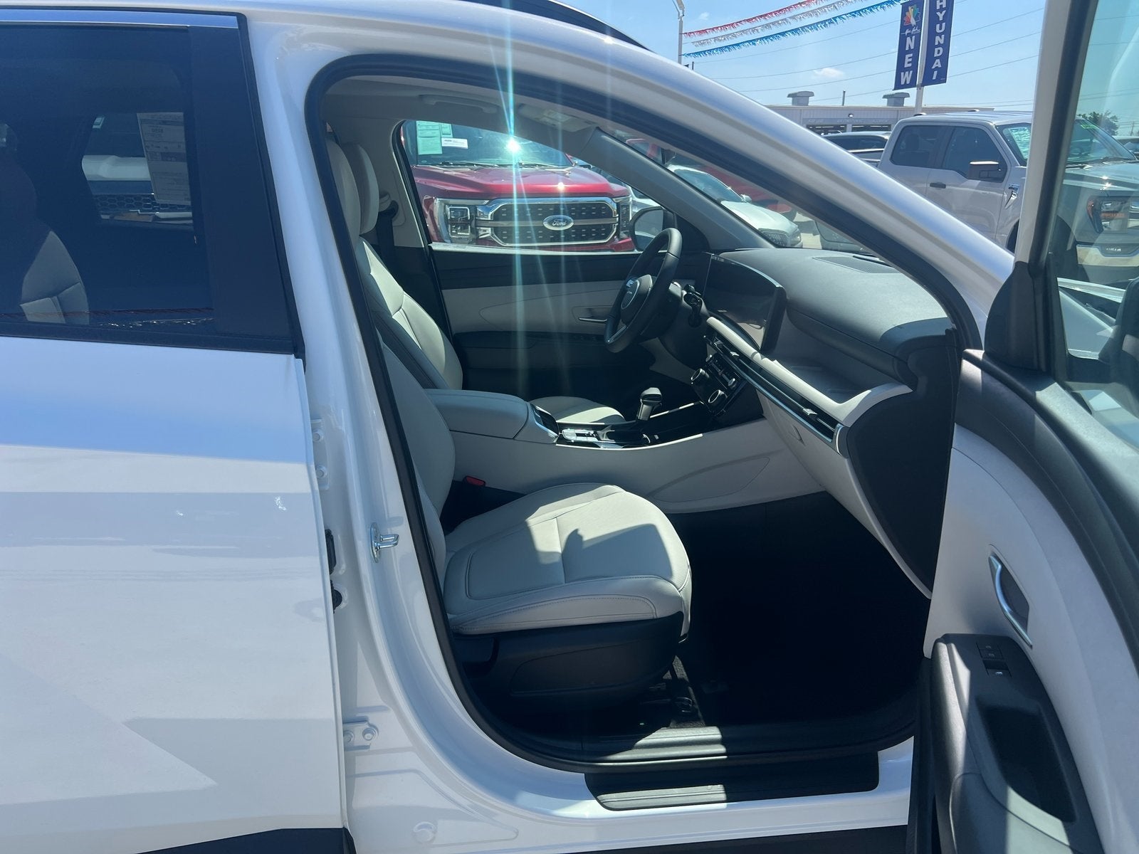 2026 Hyundai TUCSON SEL Premium FWD