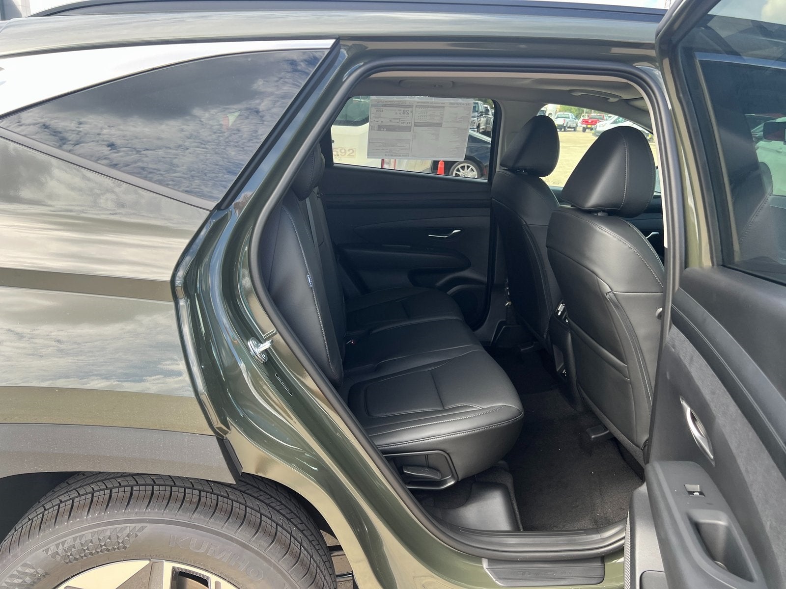 2026 Hyundai TUCSON SEL Premium FWD