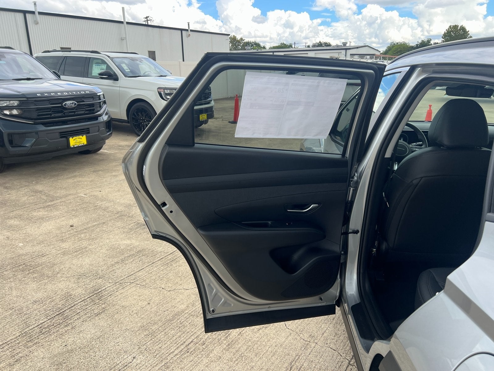 2026 Hyundai TUCSON SEL Premium FWD