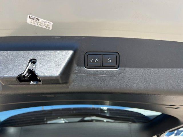 2025 Hyundai SANTA FE SE FWD