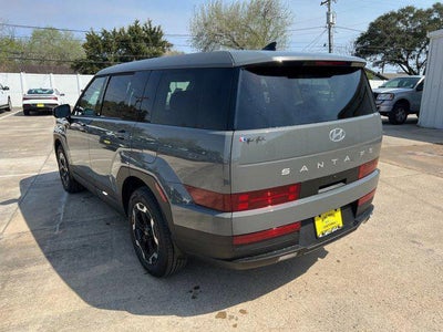 2025 Hyundai SANTA FE SE FWD