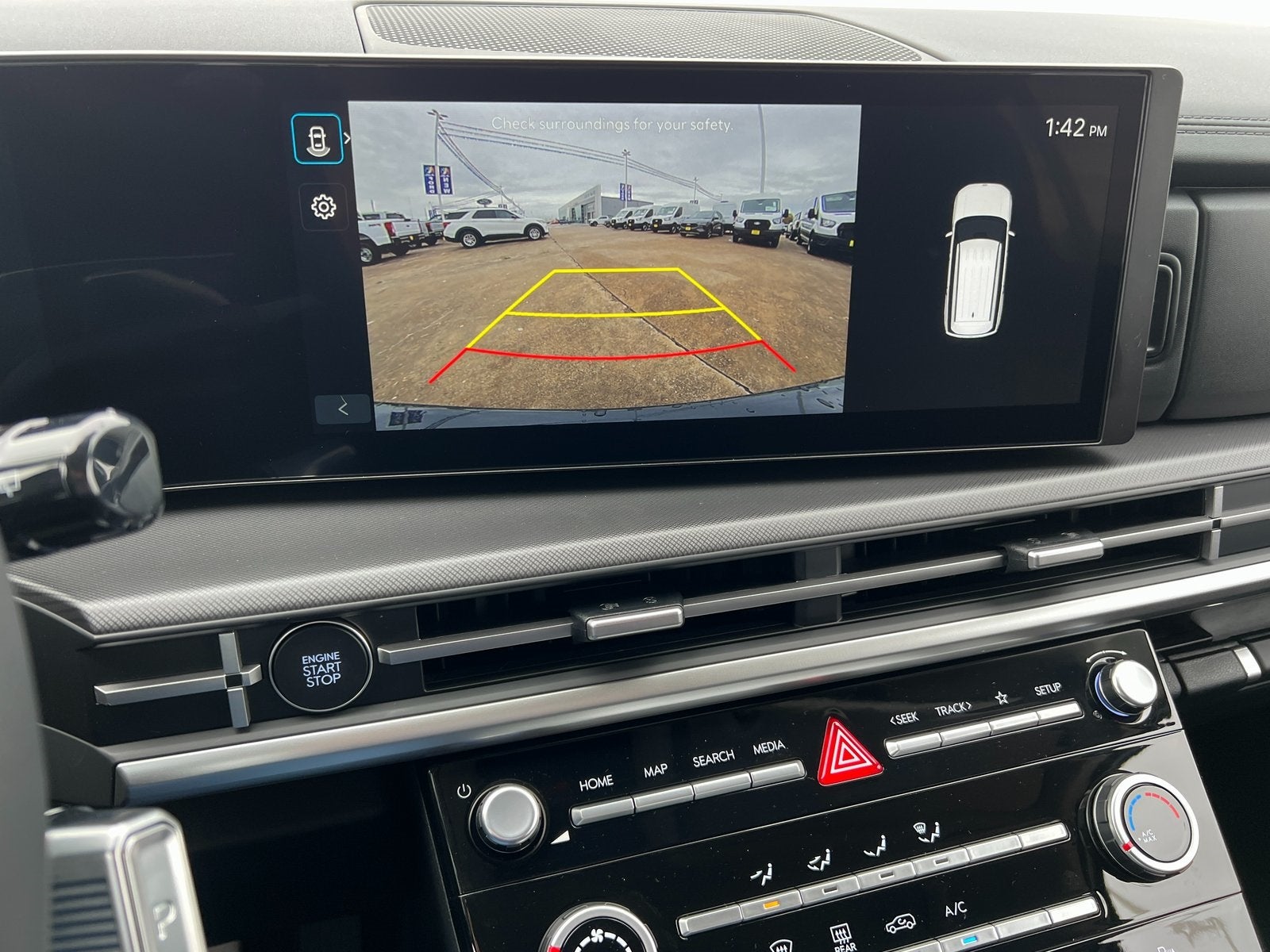 2026 Hyundai SANTA FE SE FWD