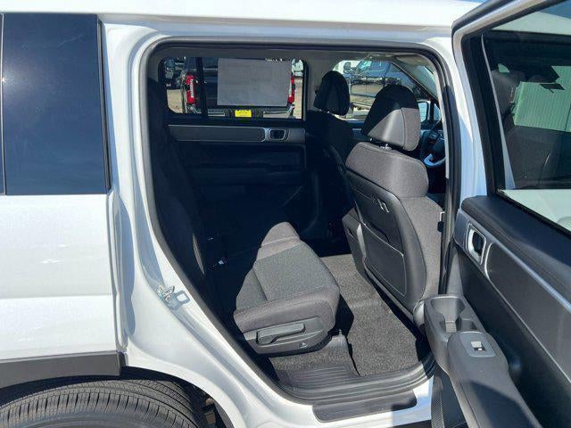 2026 Hyundai SANTA FE SE FWD