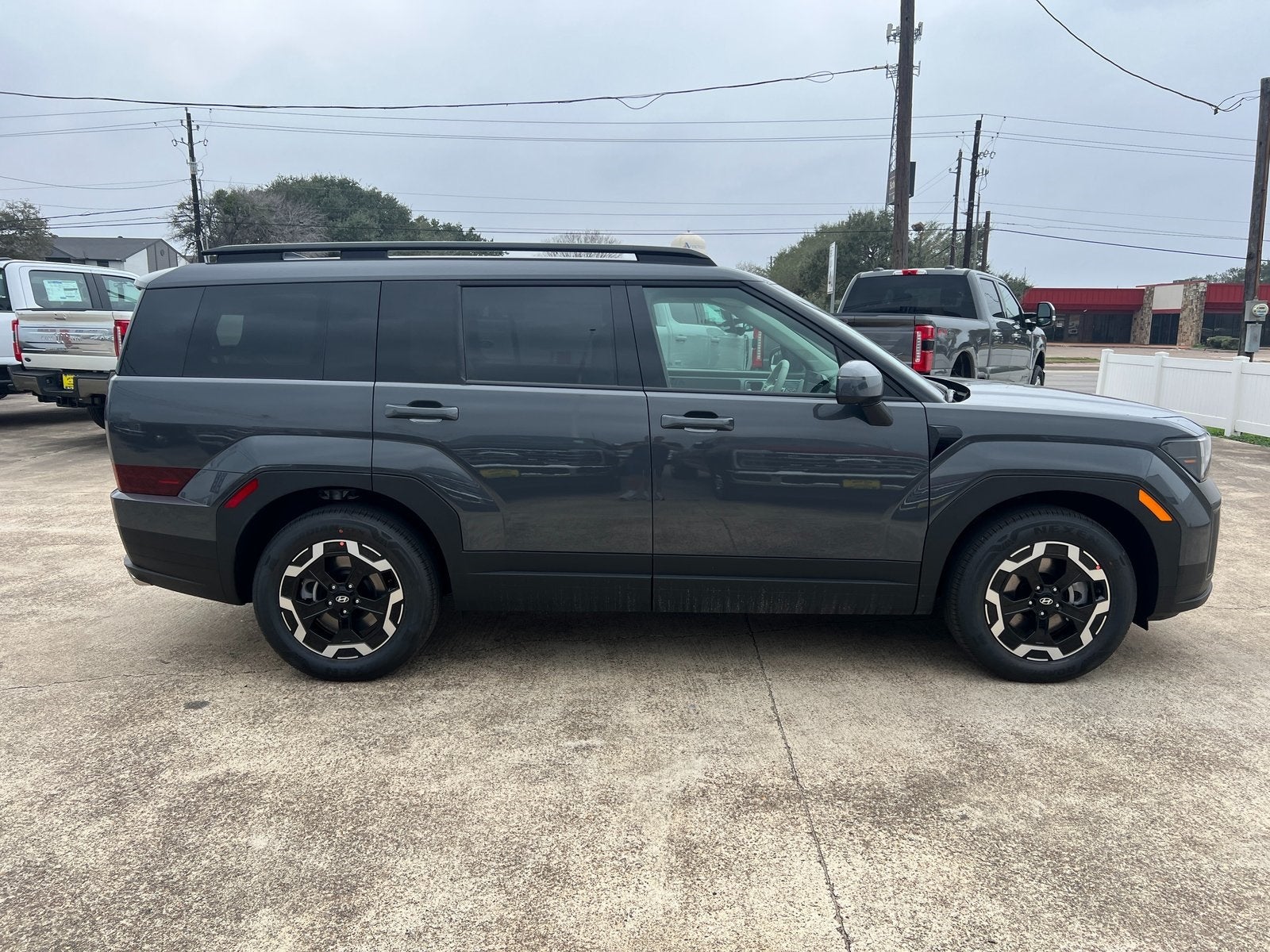 2026 Hyundai SANTA FE SEL FWD