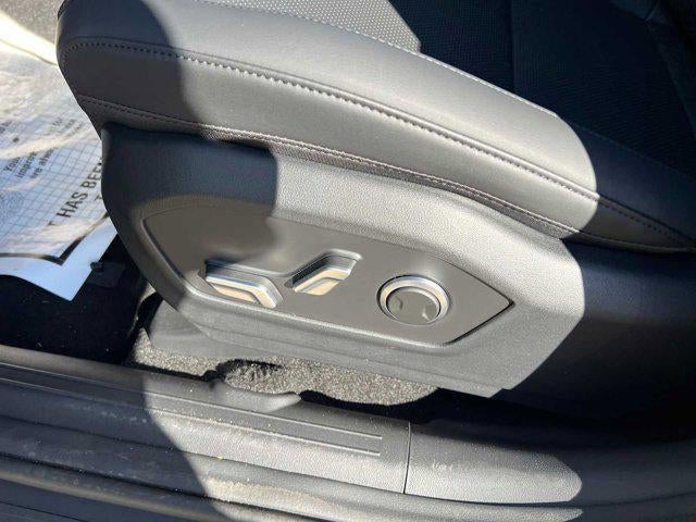 2025 Hyundai SANTA FE SEL FWD