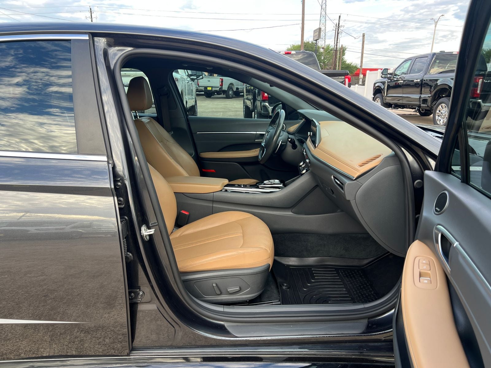 2021 Hyundai SONATA Limited