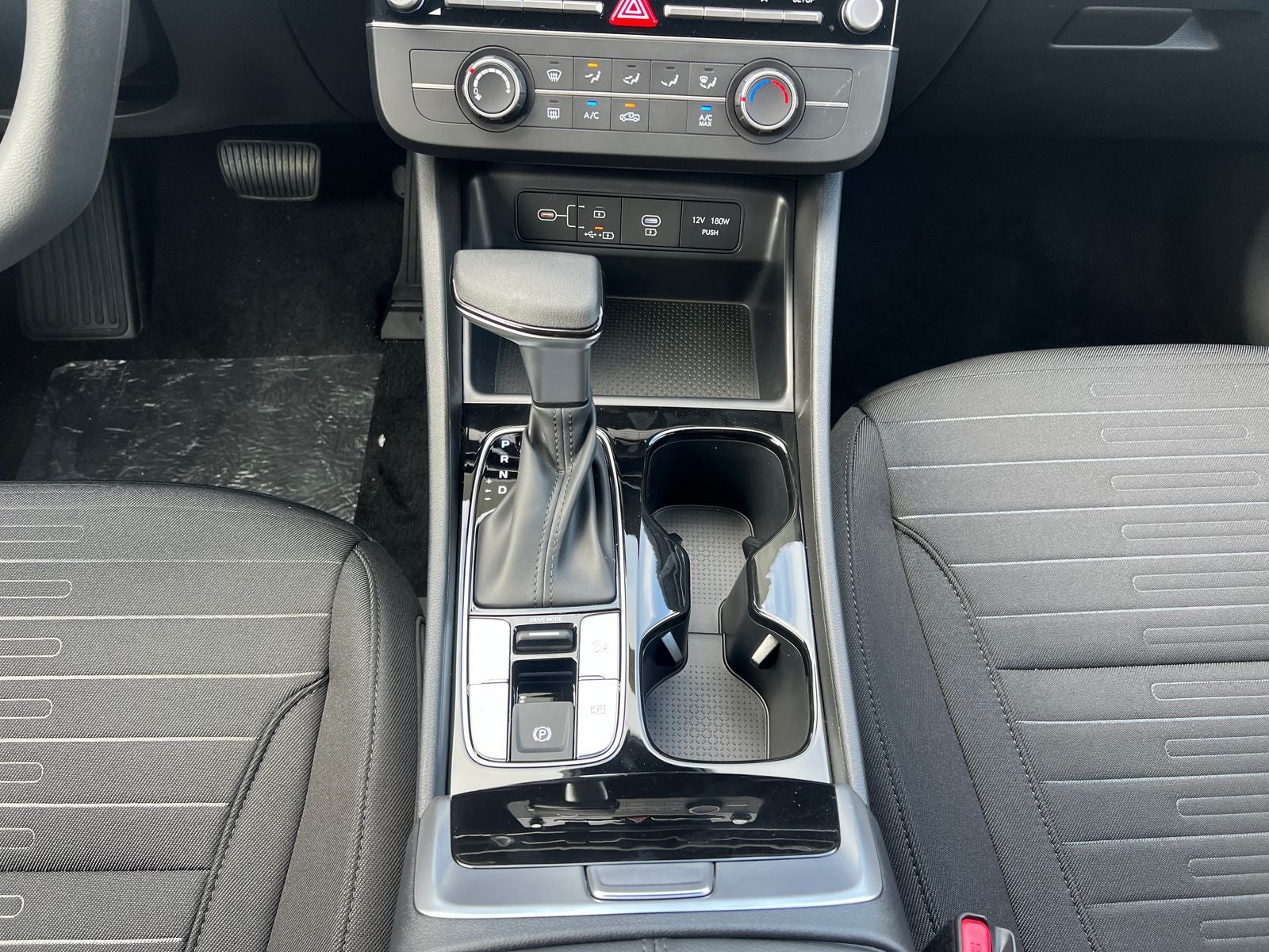 2026 Hyundai SANTA CRUZ SE FWD