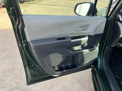 2022 Toyota Sienna XLE 8 Passenger