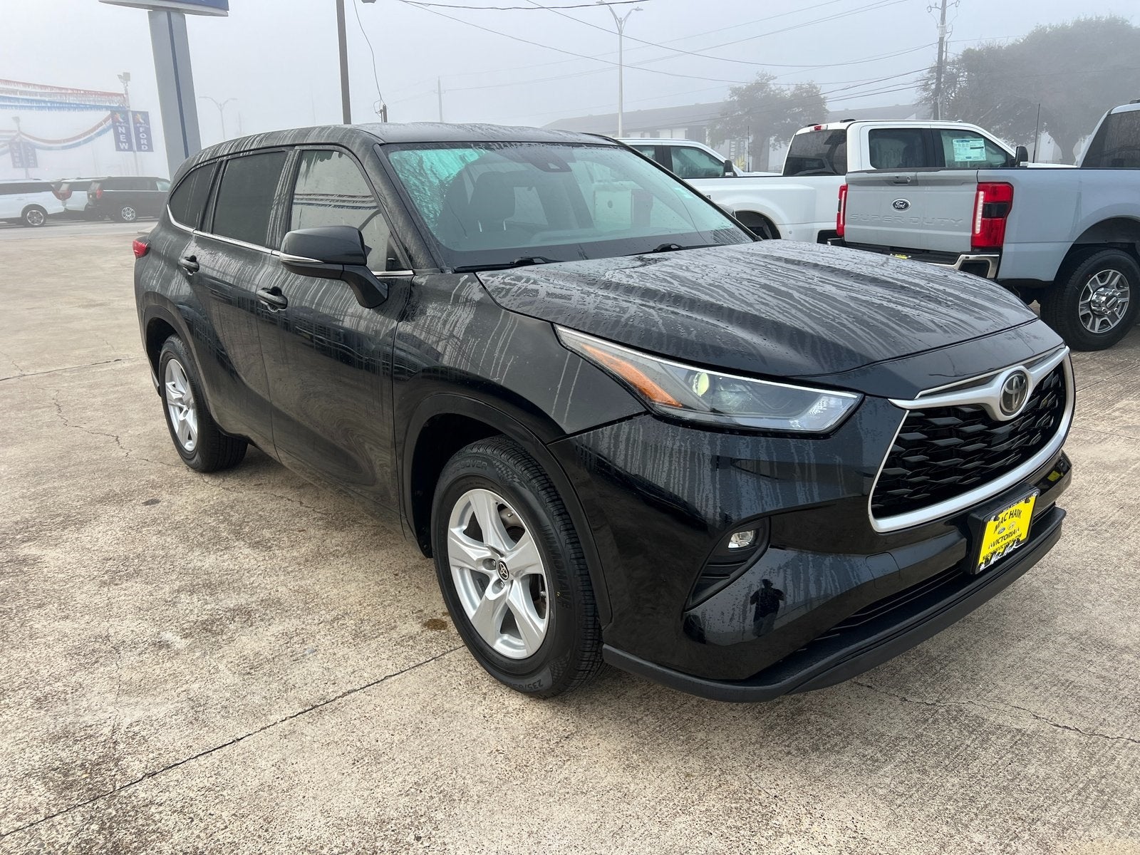 2022 Toyota Highlander LE