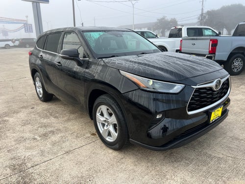 2022 Toyota Highlander LE