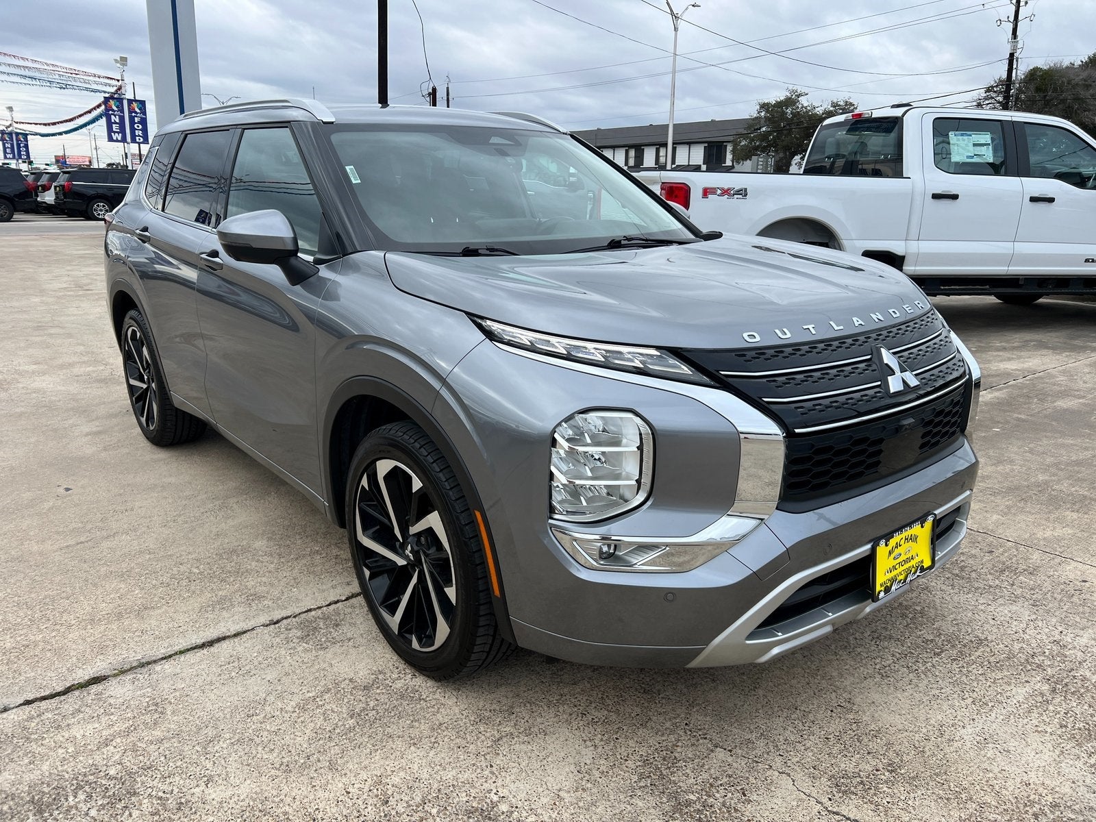 2023 Mitsubishi Outlander SEL