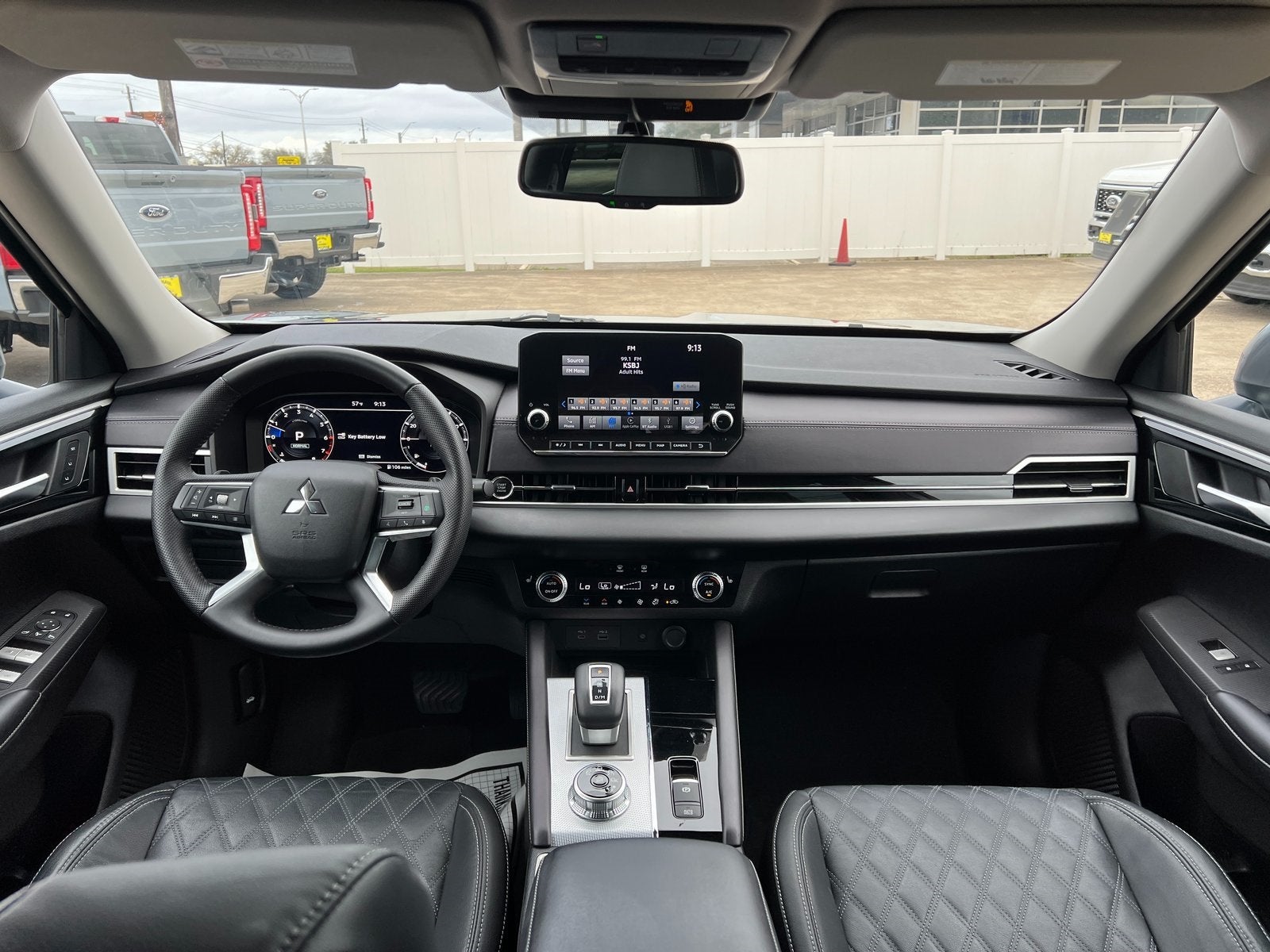 2023 Mitsubishi Outlander SEL