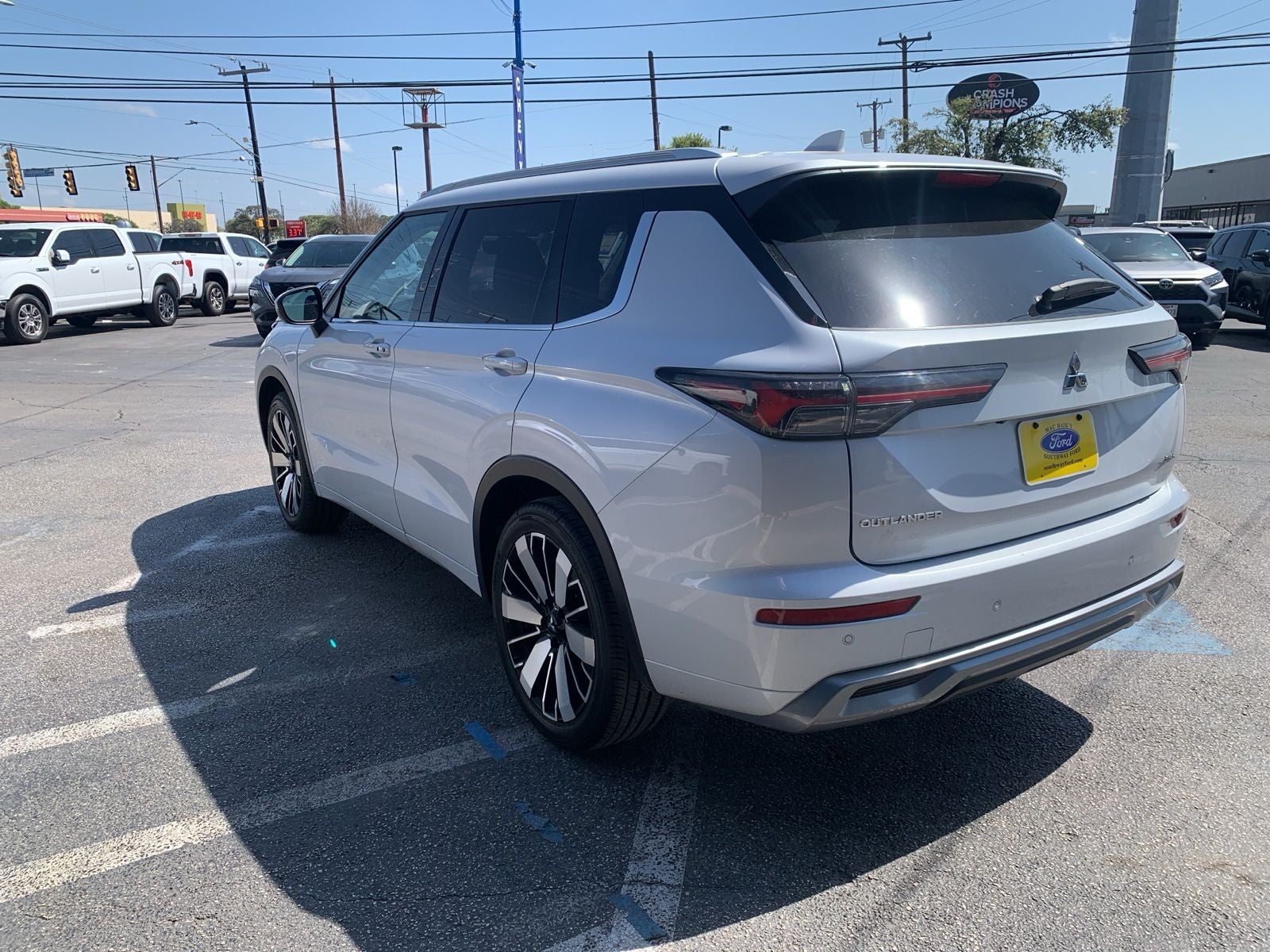 2025 Mitsubishi Outlander SEL
