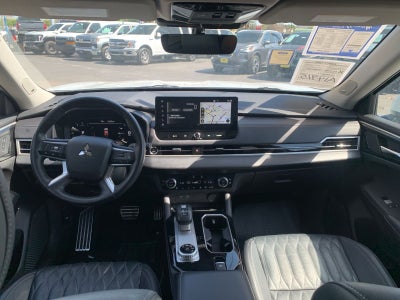 2025 Mitsubishi Outlander SEL