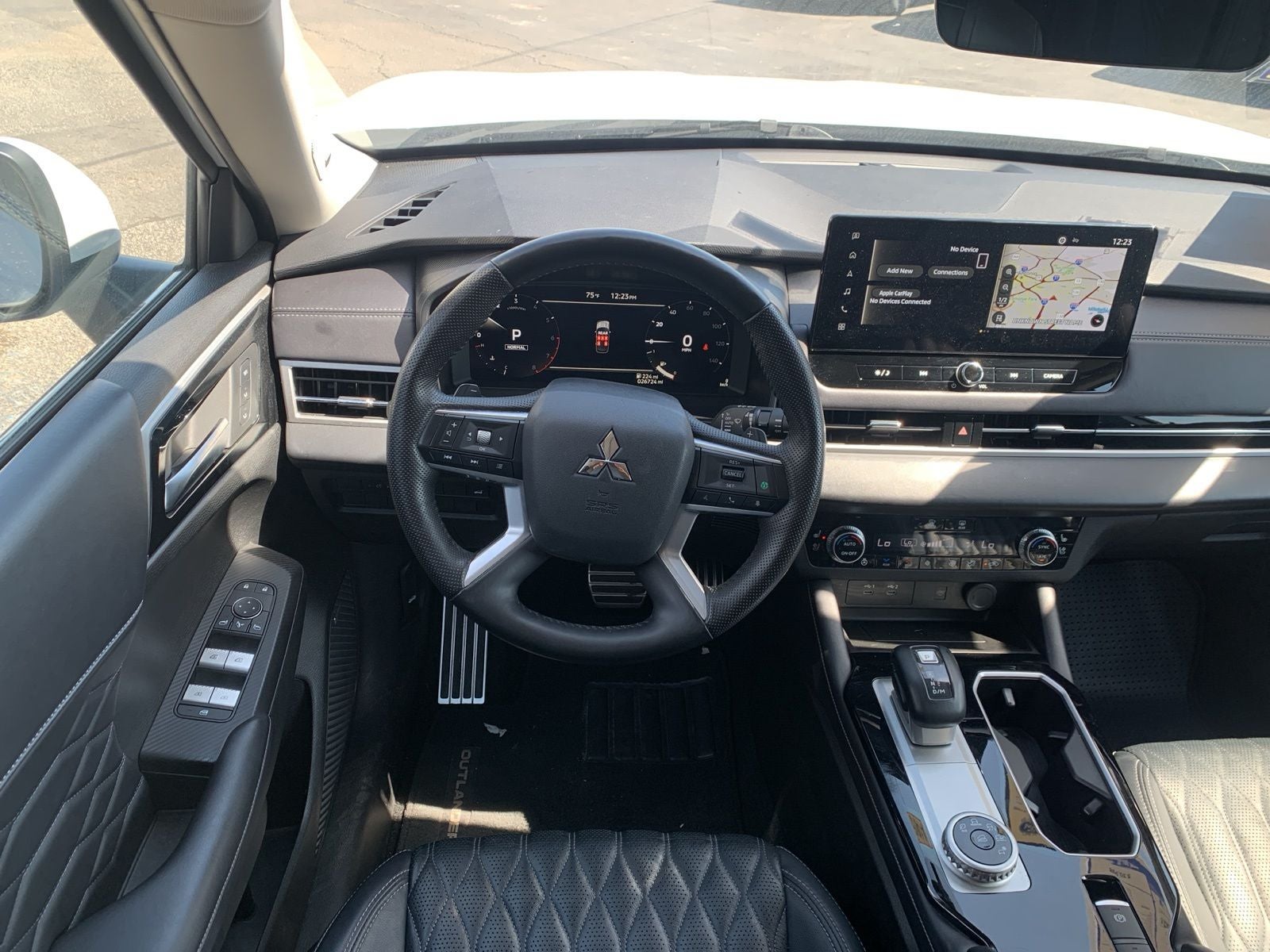 2025 Mitsubishi Outlander SEL
