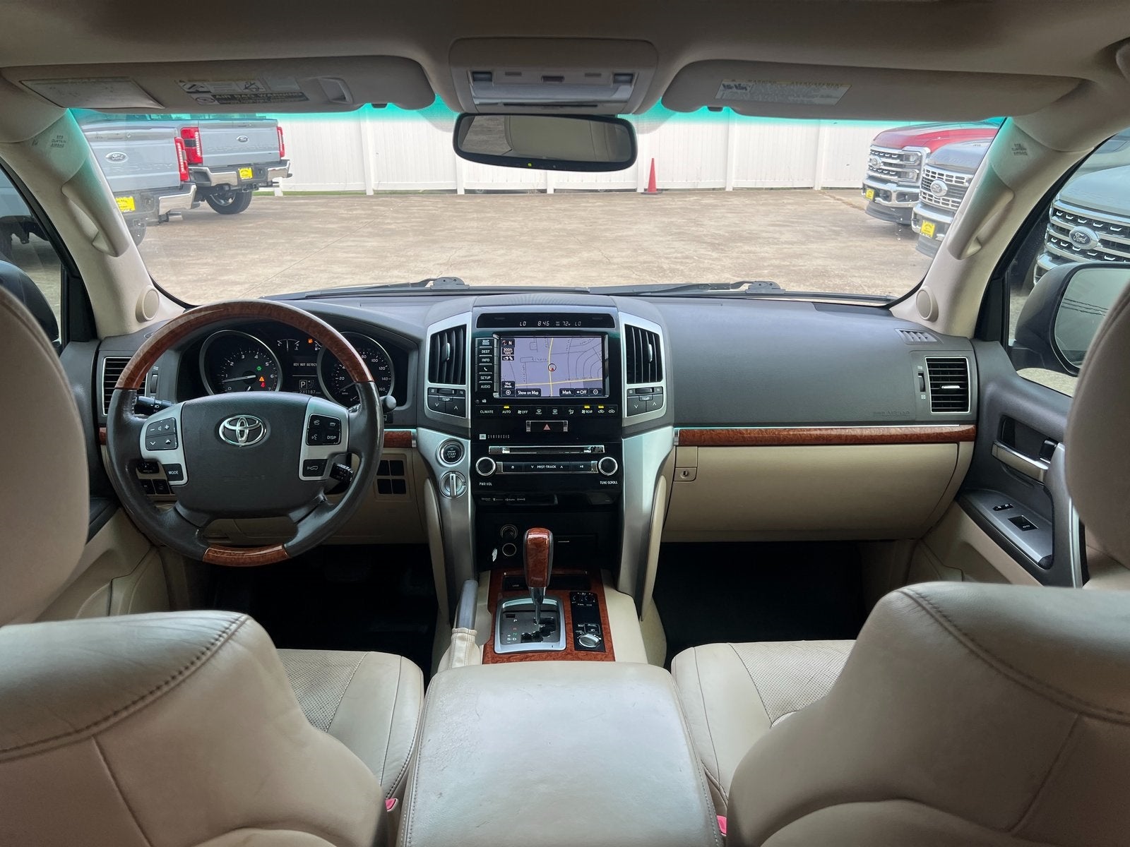 2014 Toyota Land Cruiser Base