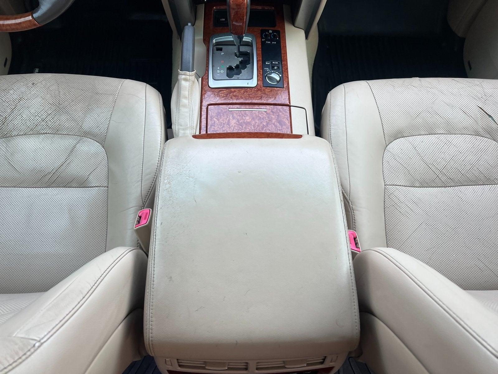 2014 Toyota Land Cruiser Base