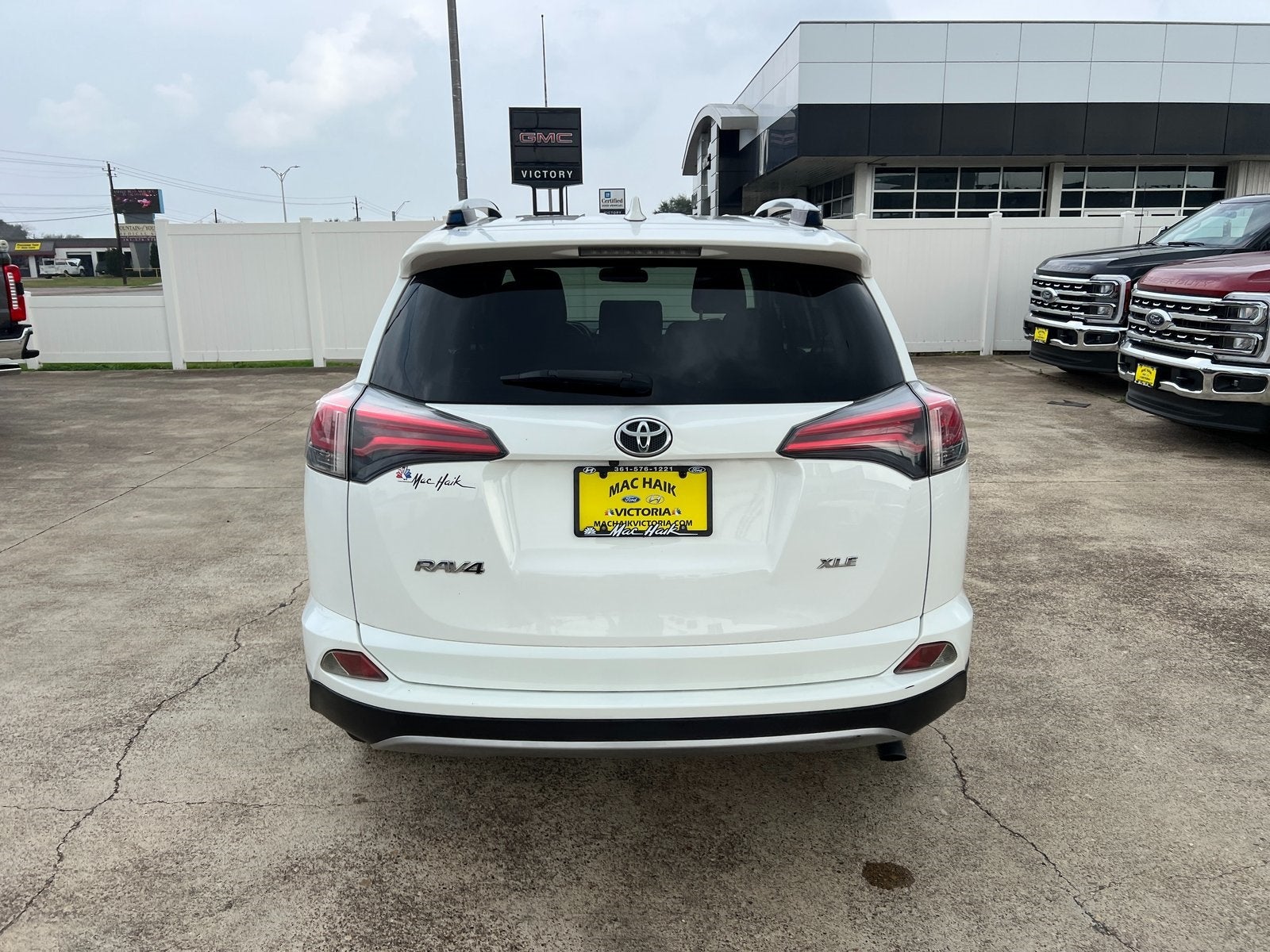 2018 Toyota RAV4 XLE