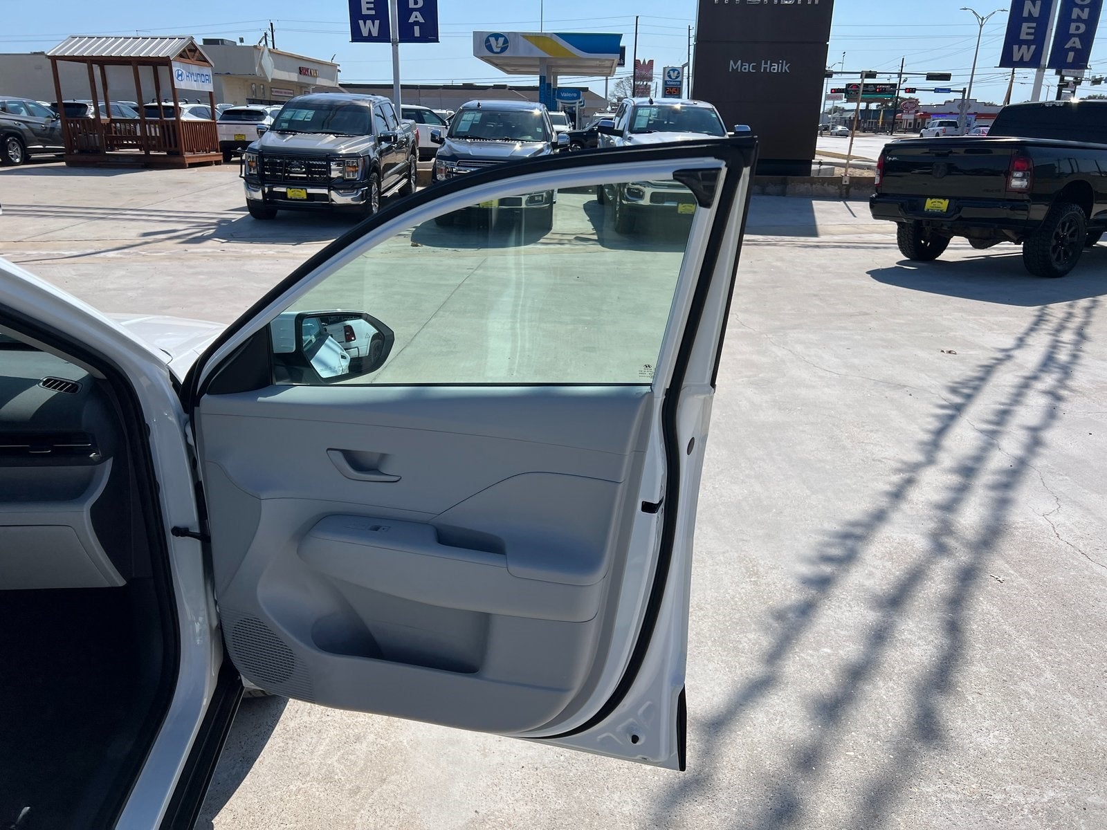 2026 Hyundai KONA SE FWD