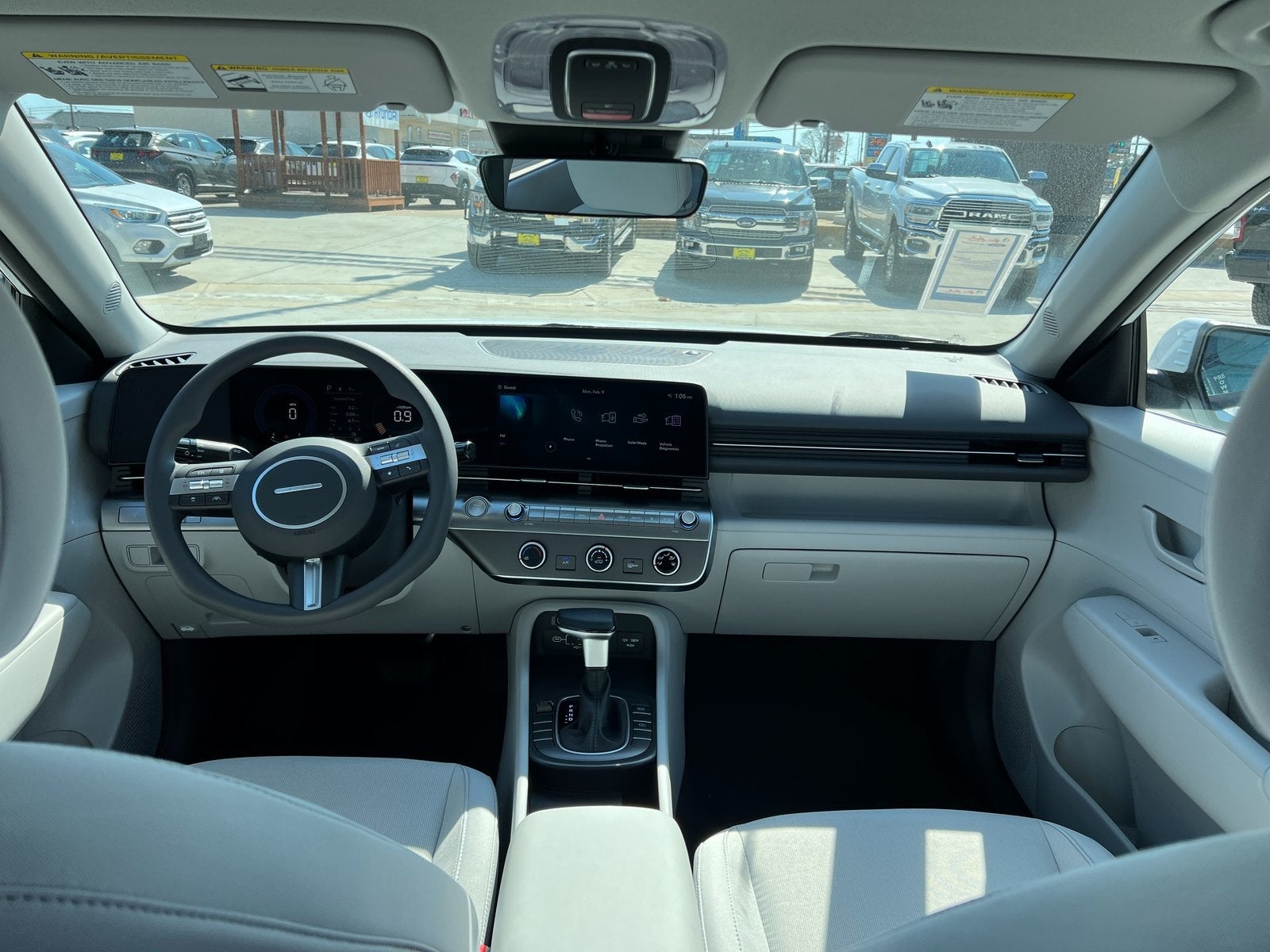 2026 Hyundai KONA SE FWD