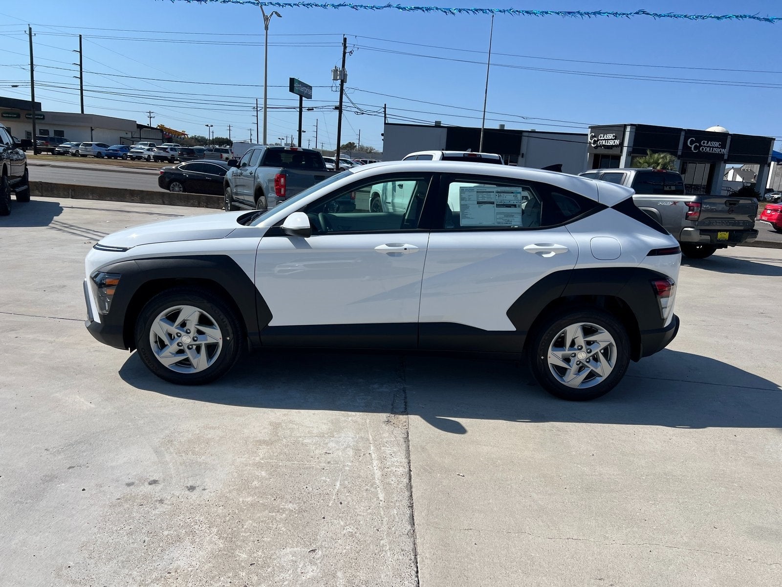 2026 Hyundai KONA SE FWD