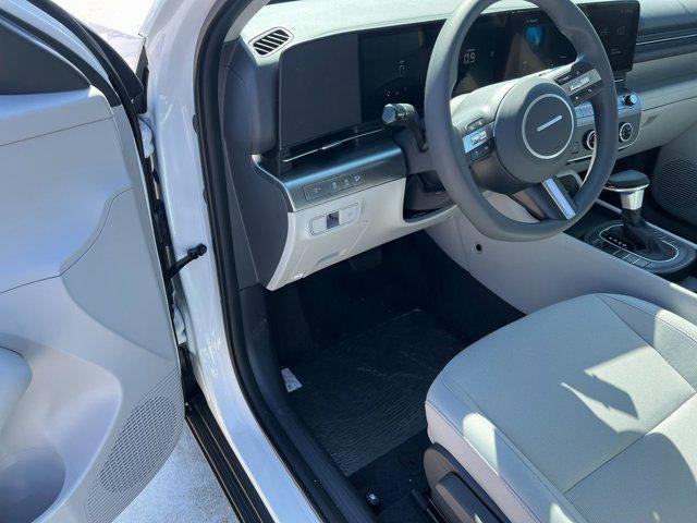 2026 Hyundai KONA SE FWD