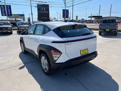 2026 Hyundai KONA SE FWD