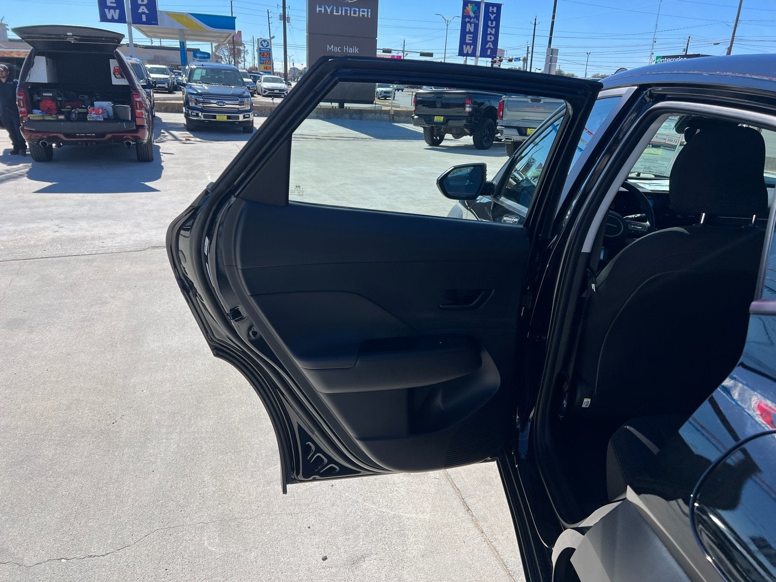 2026 Hyundai KONA SE FWD