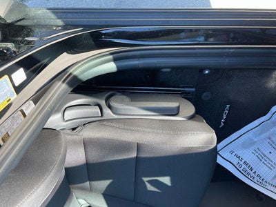 2026 Hyundai KONA SE FWD