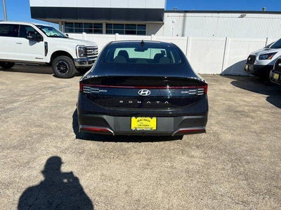 2026 Hyundai SONATA SE