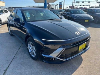 2025 Hyundai SONATA SE