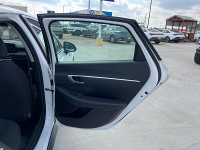 2026 Hyundai SONATA SE