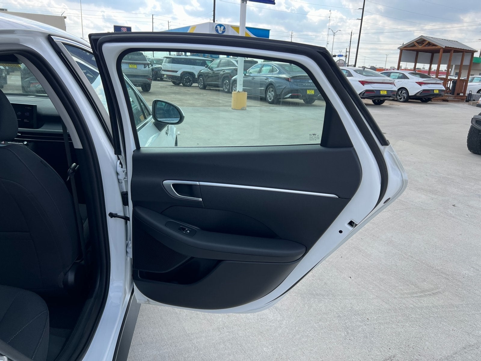 2026 Hyundai SONATA SE