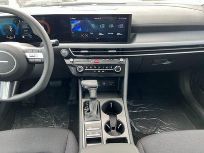 2026 Hyundai SONATA SE