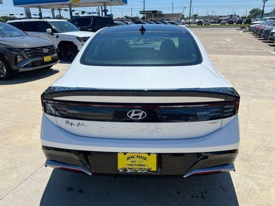 2026 Hyundai SONATA HYBRID SEL