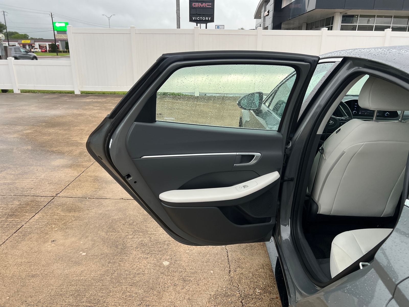 2022 Hyundai SONATA SEL
